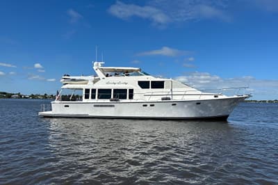 BOATZON | Pacific Mariner Motor Yacht 2001