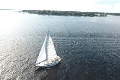 BOATZON | Pacific Seacraft Crealock 37 1986