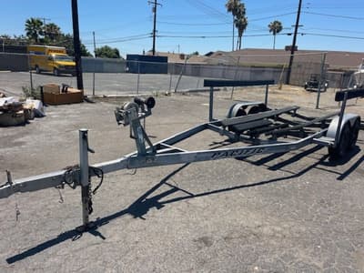 BOATZON | PACIFIC TANDEMTRAILER 1995