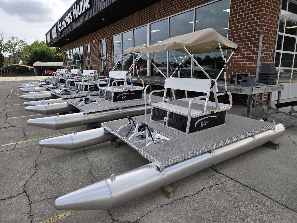 2026 Paddle King PK4400 - Sold Boat