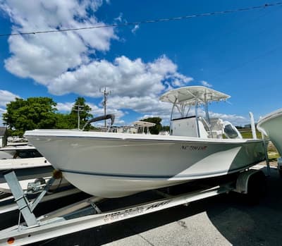 BOATZON | Pair Customs 24 MOD VEE 2021