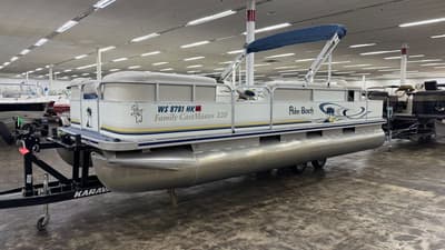 BOATZON | Palm Beach Family Castmaster 220 2005