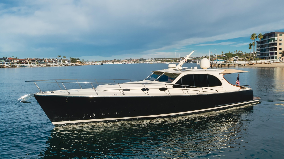 2015 Palm Beach Motor Yachts 45 Sedan - Sold Boat