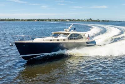 BOATZON | Palm Beach Motor Yachts PB50 2016