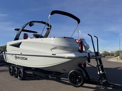 BOATZON | Paradigm 266R 2026