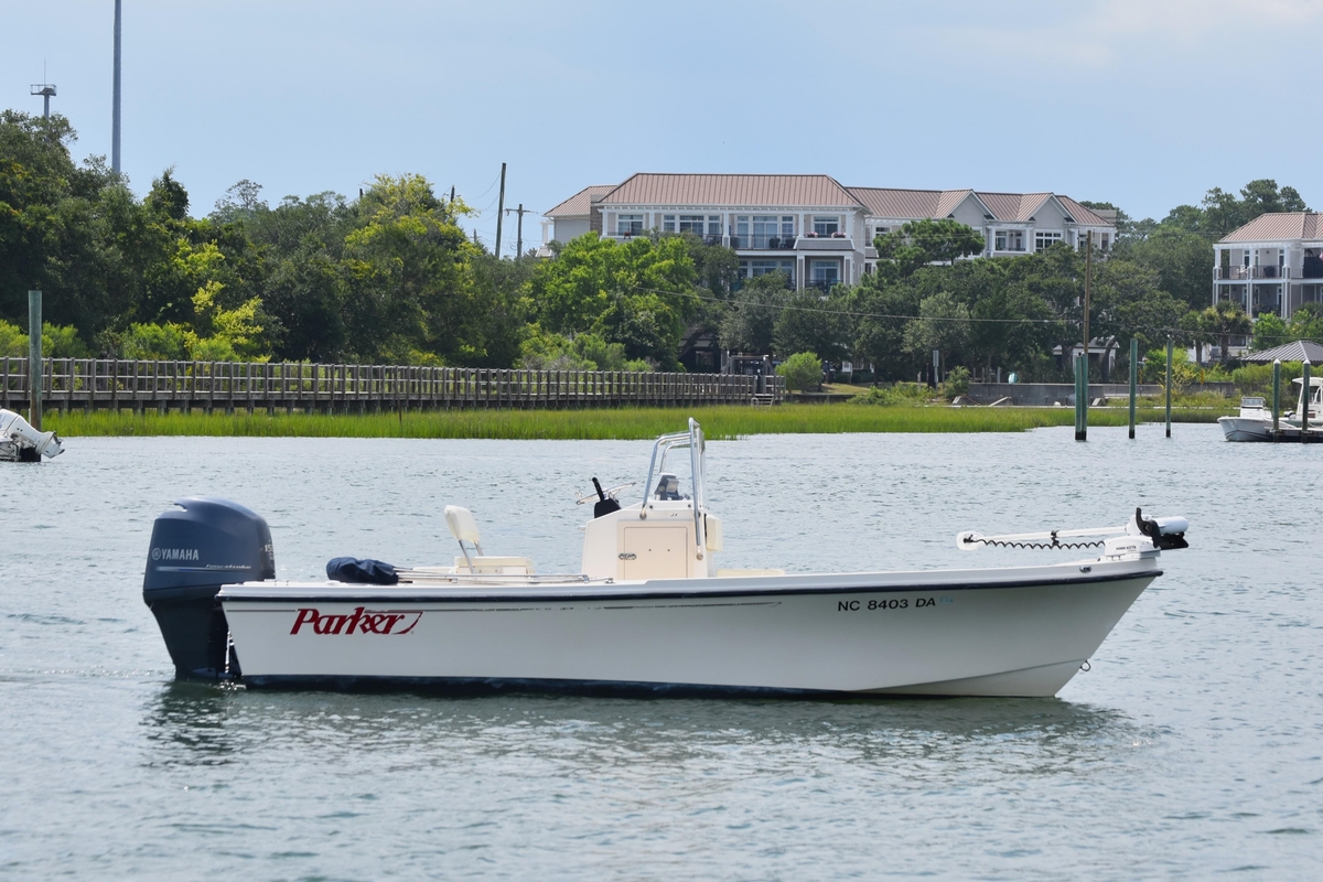 2005 Parker 1801 Center Console - Sold Boat