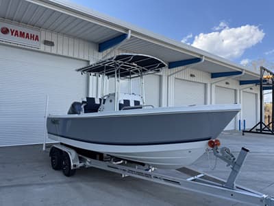 BOATZON | Parker 210 Coastal Elite 2026