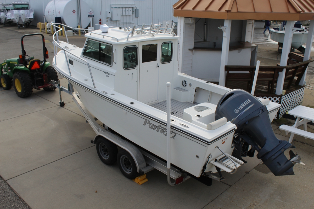 2014 Parker 2120 Sport Cabin - Sold Boat