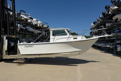 BOATZON | Parker 2120 Sport Cabin 2017