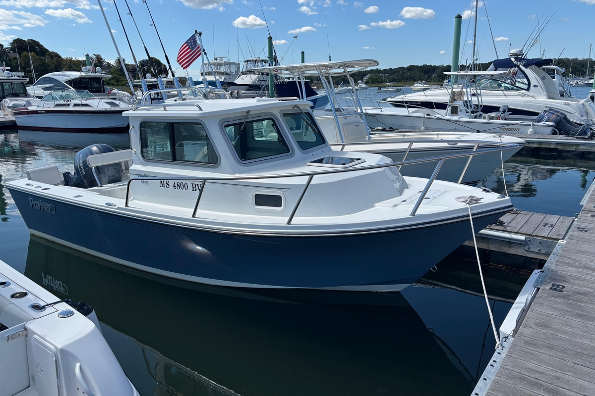 2022 Parker 2120 Sport Cabin - Sold Boat