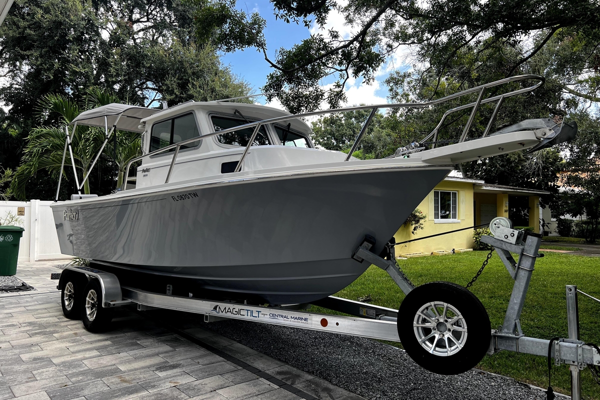 2023 Parker 2120 Sport Cabin - Sold Boat