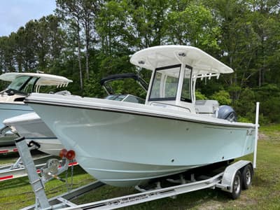 BOATZON | Parker 2200 CC 2024