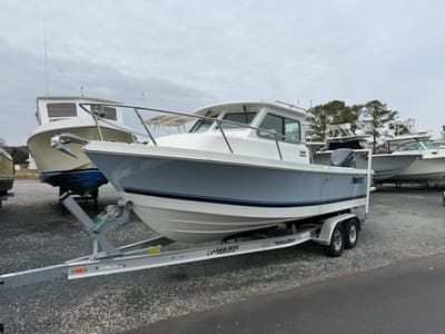 BOATZON | Parker 227 Explorer 2026 BOATZON | Parker 227 Explorer 2026