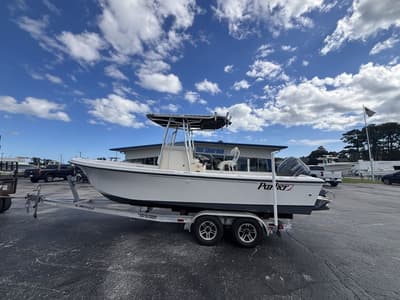 BOATZON | Parker 23 SE 2010