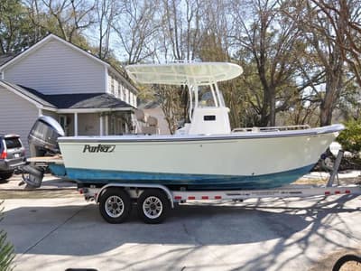 BOATZON | Parker 2300 CC 2018