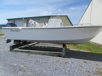 BOATZON | Parker 2300 SE CC 2025