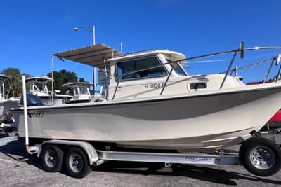 BOATZON | Parker 2320 SL Sport Cabin 2012
