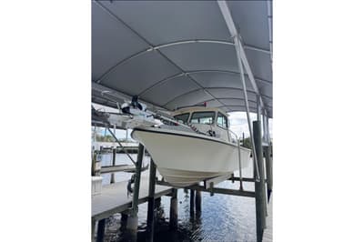 BOATZON | Parker 2320 Sport Cabin 2001