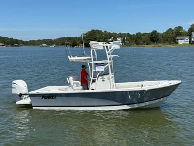 BOATZON | Parker 240 Coastal Elite 2027