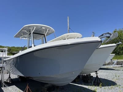 BOATZON | Parker 2400 Center Console 2024