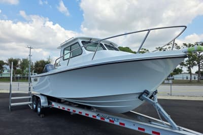 BOATZON | Parker 247 Explorer 2026