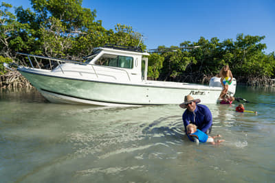 BOATZON | Parker 247 Explorer 2027