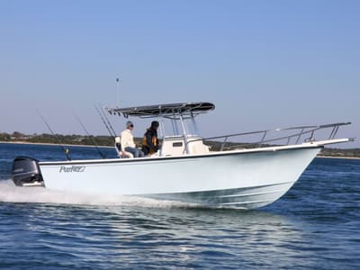 BOATZON | Parker 2501 Center Console 2015