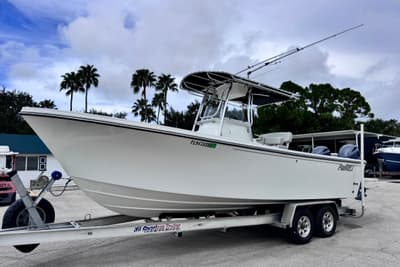 BOATZON | Parker 2501 Center Console 2021
