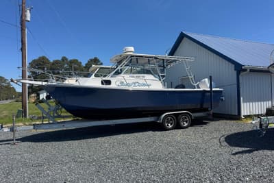 BOATZON | Parker 2510 Walkaround 2002