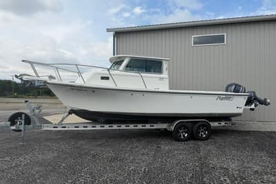 BOATZON | Parker 2520 Sport Cabin 2016