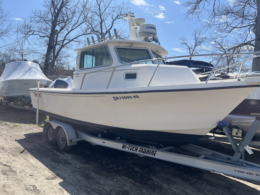 2006 Parker 2520 XL - Sold Boat