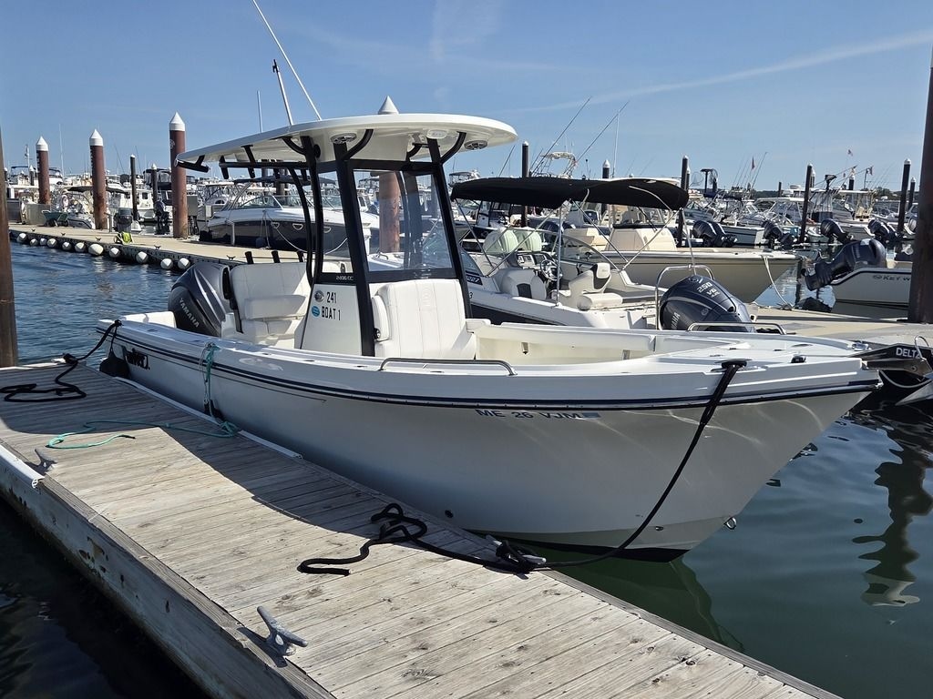 2025 PARKER BOATS 2400 CC - Sold Boat