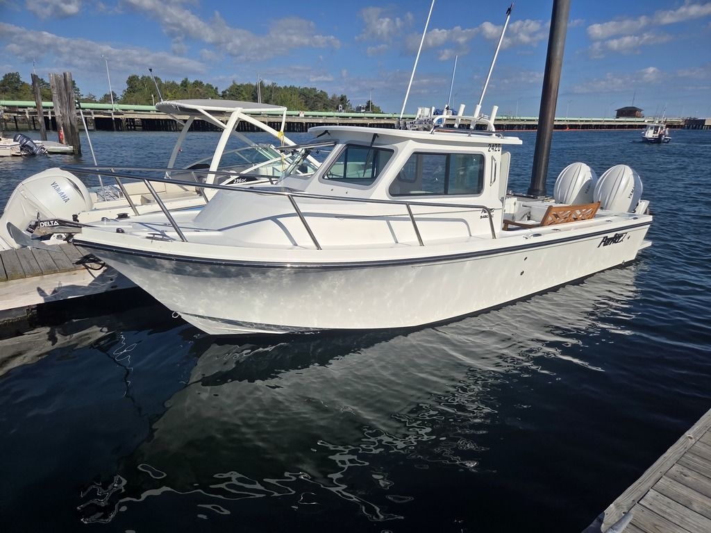 2025 PARKER BOATS 2420 SC - Sold Boat