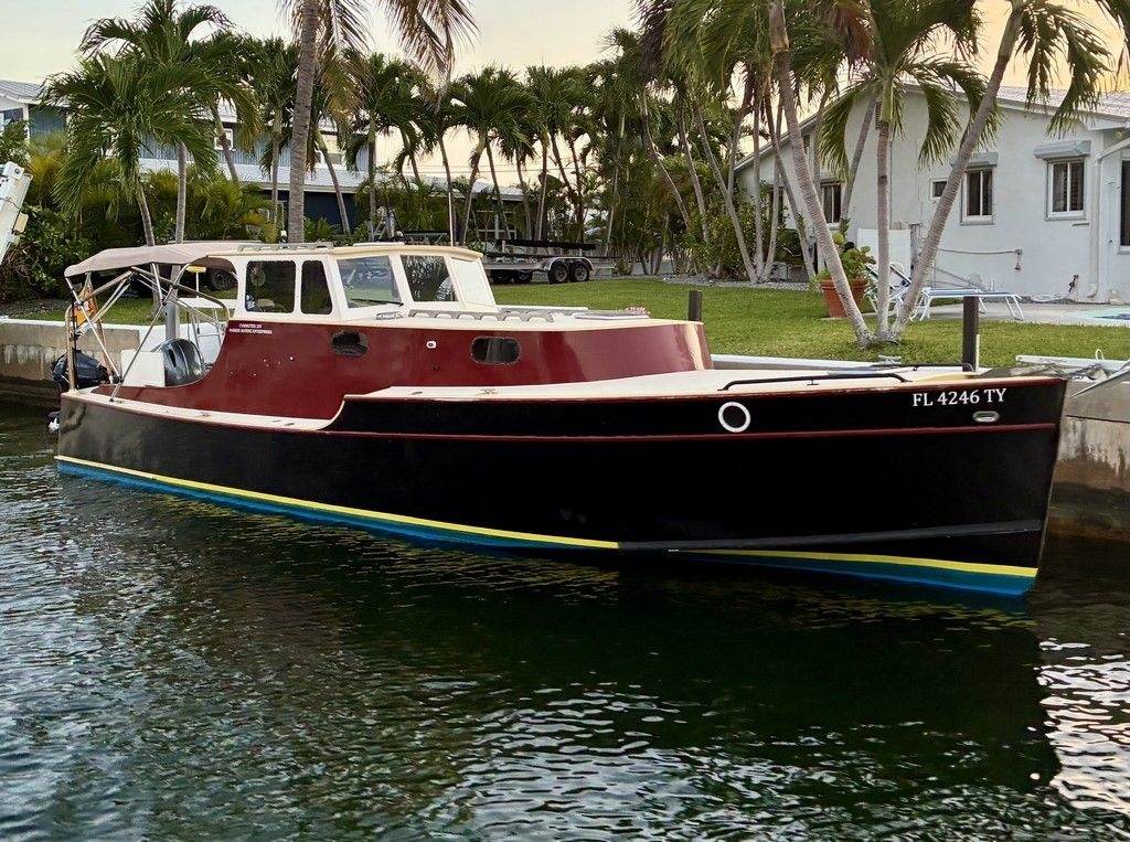 2022 Parker Marine 325 Commuter Trawler - Sold Boat