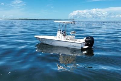 BOATZON | Pathfinder 2005 TRS 2022