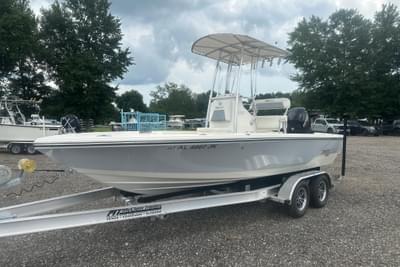 BOATZON | Pathfinder 2005 TRS 2023