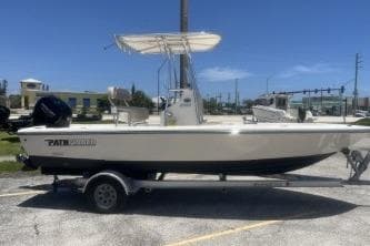 BOATZON | Pathfinder 2005 TRS 2023