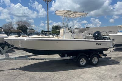 BOATZON | Pathfinder 2005 TRS 2023