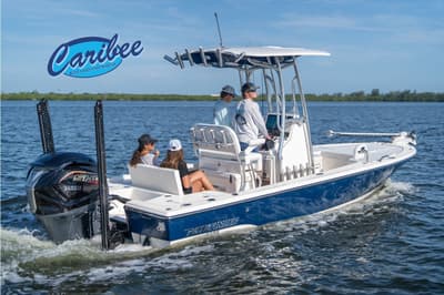 BOATZON | Pathfinder 2200 Hybrid 2027