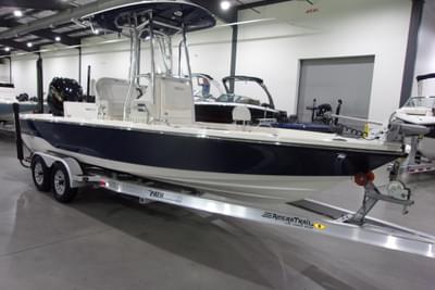 BOATZON | Pathfinder 2200 Pathfinder 2024