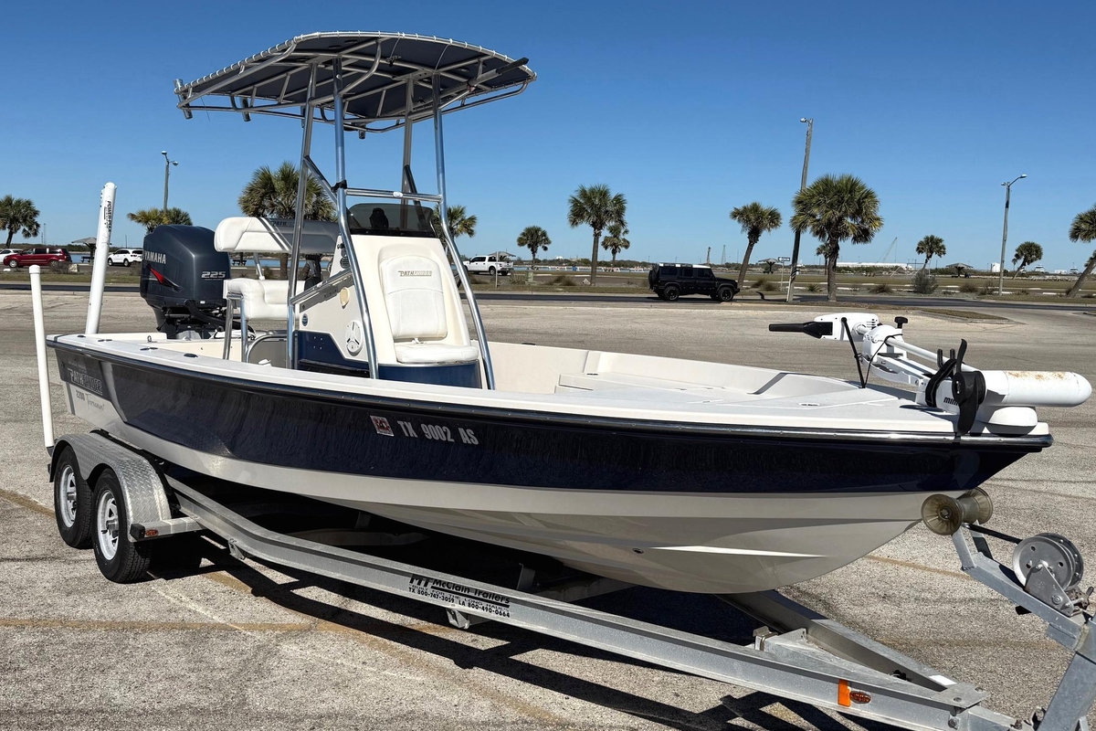 2008 Pathfinder 2200 Tournament Edition - Sold Boat