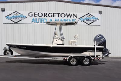 BOATZON | Pathfinder 2200 TRS 2014