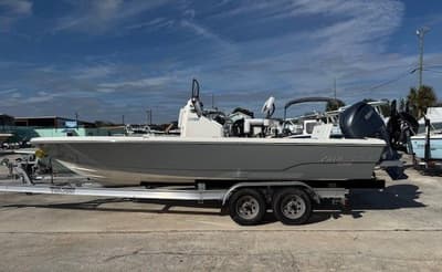 BOATZON | Pathfinder 2200 TRS 2025