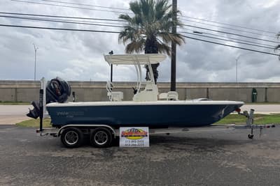 BOATZON | Pathfinder 2200 TRS 2026 BOATZON | Pathfinder 2200 TRS 2026