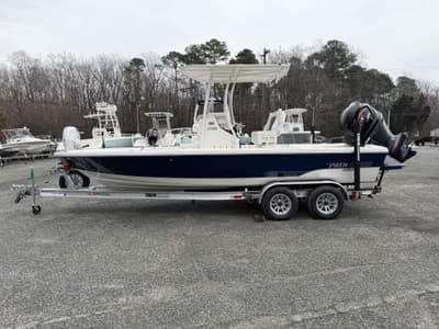 BOATZON | Pathfinder 2200 TRS 2026