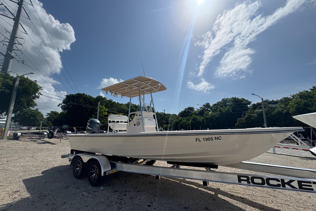 2006 Pathfinder 2200 V - Sold Boat