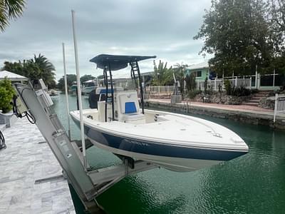 BOATZON | Pathfinder 2300 HPS 2014 BOATZON | Pathfinder 2300 HPS 2014