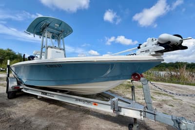 BOATZON | Pathfinder 2300 HPS 2020