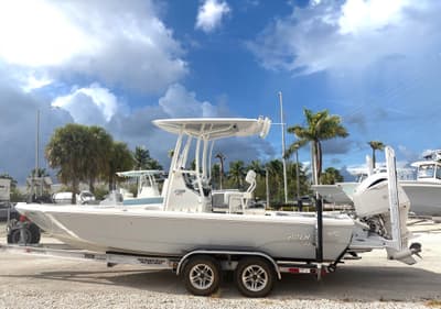 BOATZON | Pathfinder 2300 HPS 2021