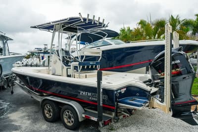 BOATZON | Pathfinder 2300 HPS 2021